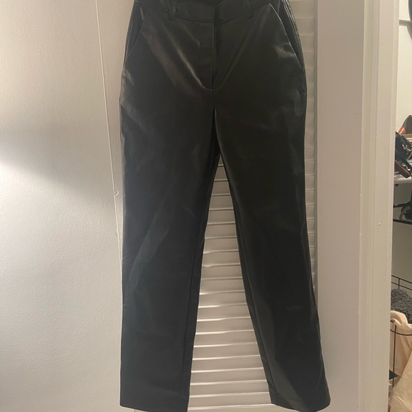 Aritzia Vegan Leather Pants - Size 4 - Picture 4 of 5